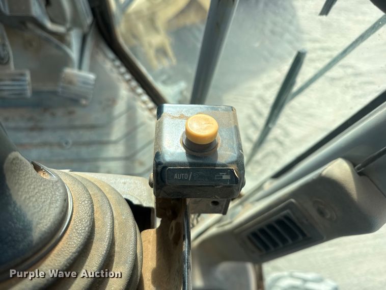 image for item DQ4343 2009 Caterpillar 160M motor grader