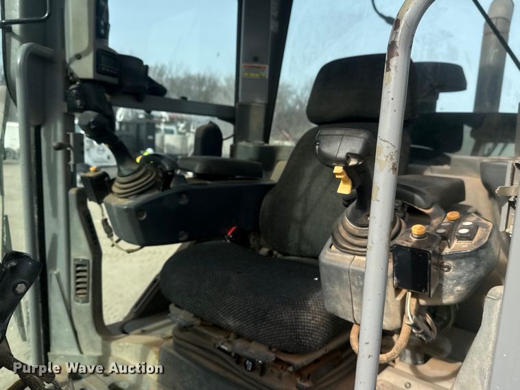 image for item DQ4343 2009 Caterpillar 160M motor grader