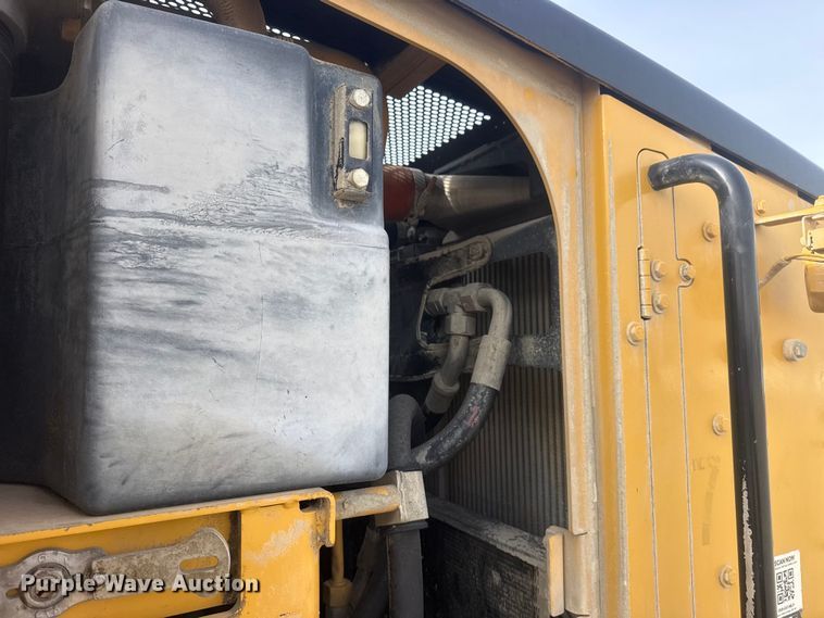 image for item DQ4343 2009 Caterpillar 160M motor grader