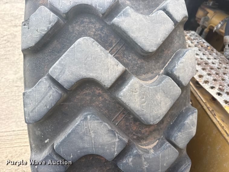 image for item DQ4343 2009 Caterpillar 160M motor grader