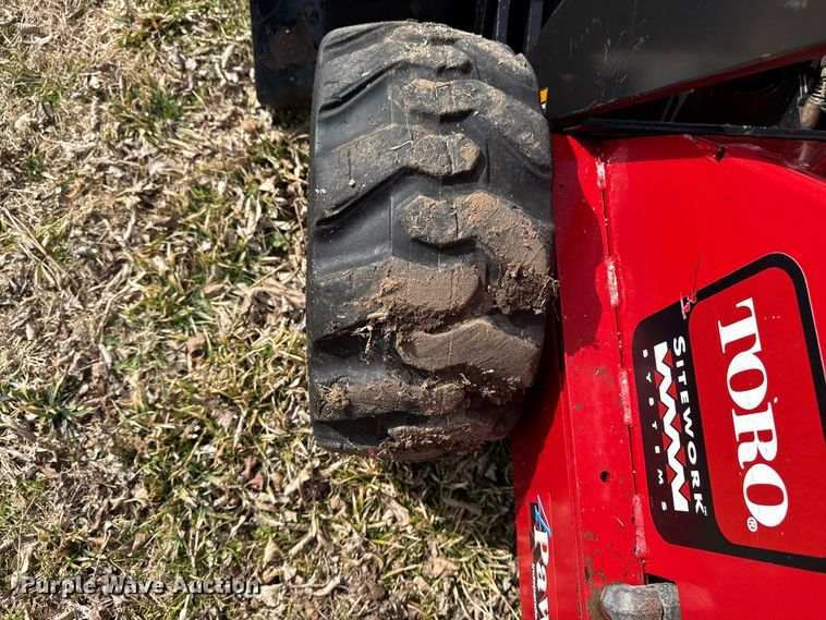 image for item DQ4350 Toro Dingo 322 compact utility loader