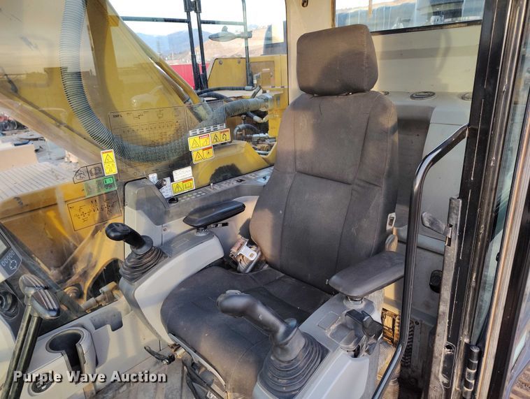 image for item DT0874 2016 Caterpillar 336F L excavator