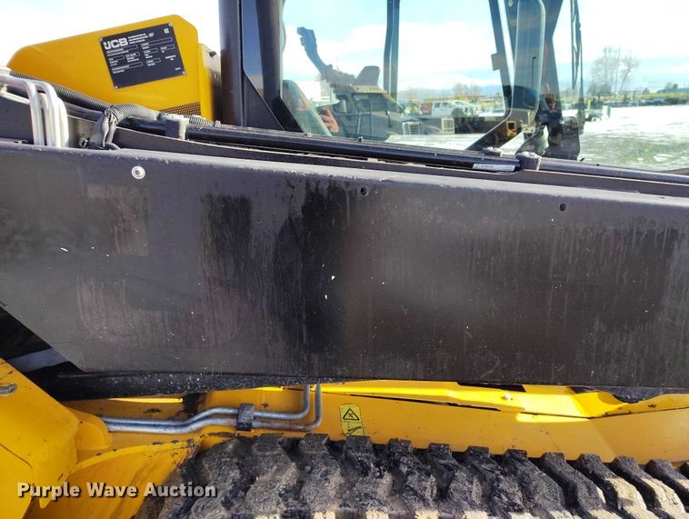 image for item DT0881 2021 JCB 3TS-8T tracked skid steer loader