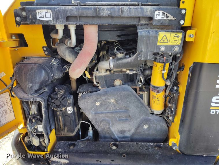 image for item DT0881 2021 JCB 3TS-8T tracked skid steer loader