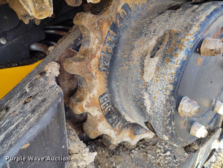 image for item DT0881 2021 JCB 3TS-8T tracked skid steer loader