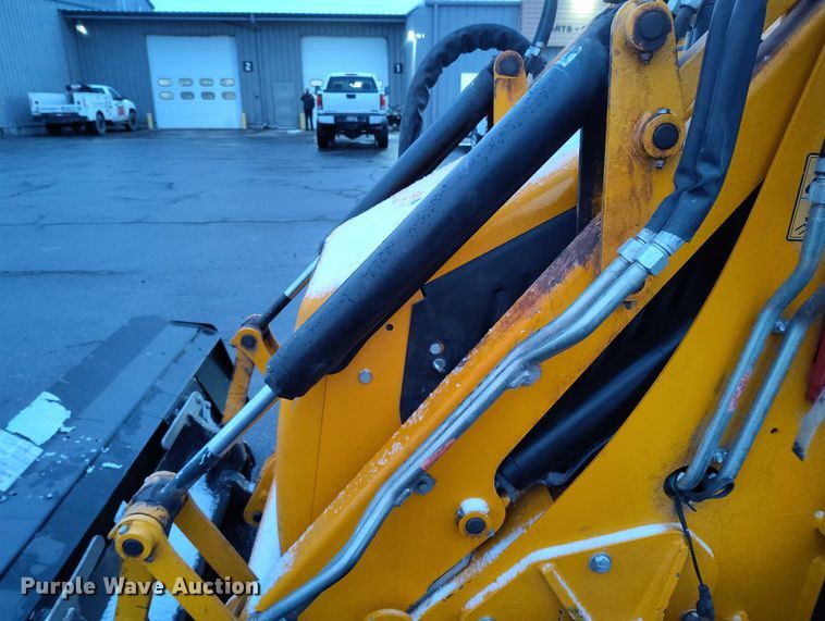 image for item DT0887 2019 JCB 1CXT HF compact tracked backhoe