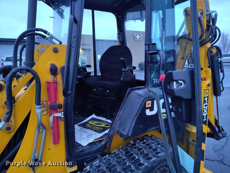 image for item DT0887 2019 JCB 1CXT HF compact tracked backhoe