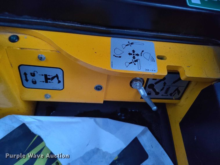 image for item DT0887 2019 JCB 1CXT HF compact tracked backhoe