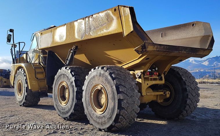 image for item DT0888 2014 Caterpillar 740B articulated haul truck
