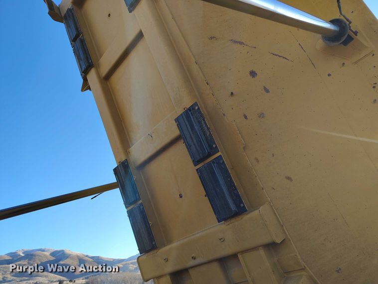 image for item DT0888 2014 Caterpillar 740B articulated haul truck