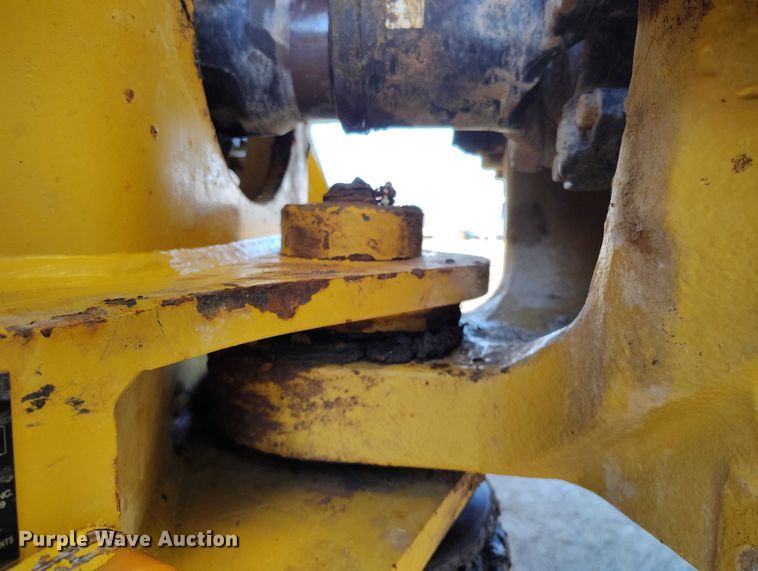 image for item DT0888 2014 Caterpillar 740B articulated haul truck