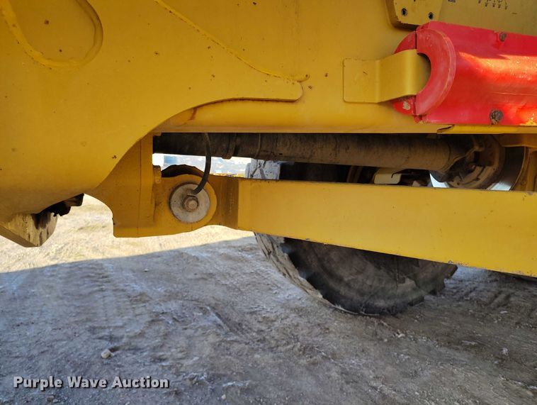 image for item DT0888 2014 Caterpillar 740B articulated haul truck