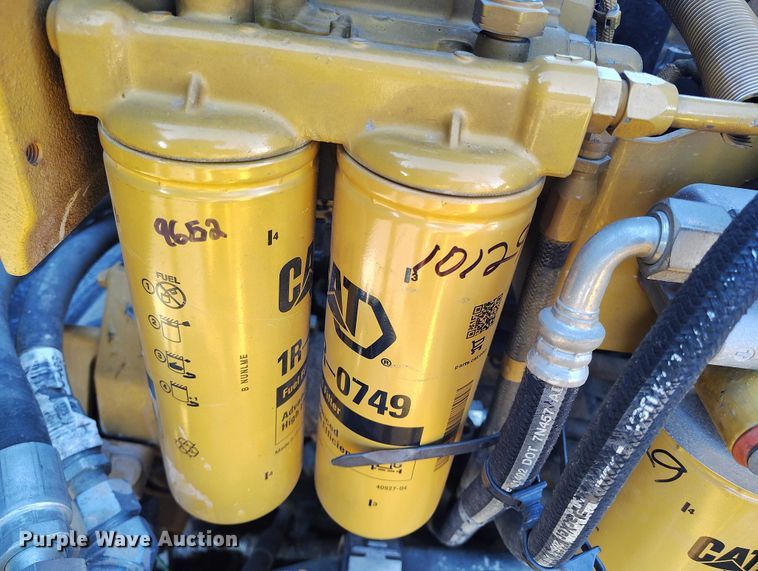 image for item DT0888 2014 Caterpillar 740B articulated haul truck