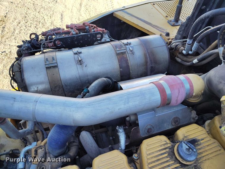 image for item DT0888 2014 Caterpillar 740B articulated haul truck