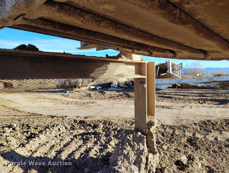 image for item DT0937 Texas apron feeder