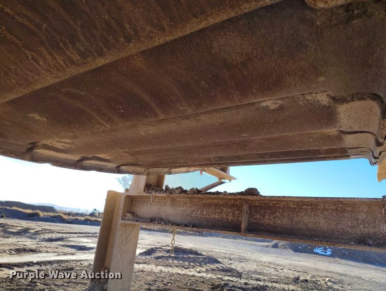 image for item DT0937 Texas apron feeder