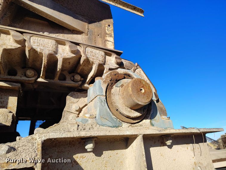 image for item DT0937 Texas apron feeder