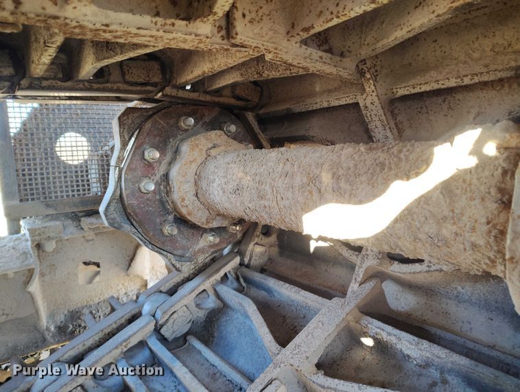 image for item DT0937 Texas apron feeder