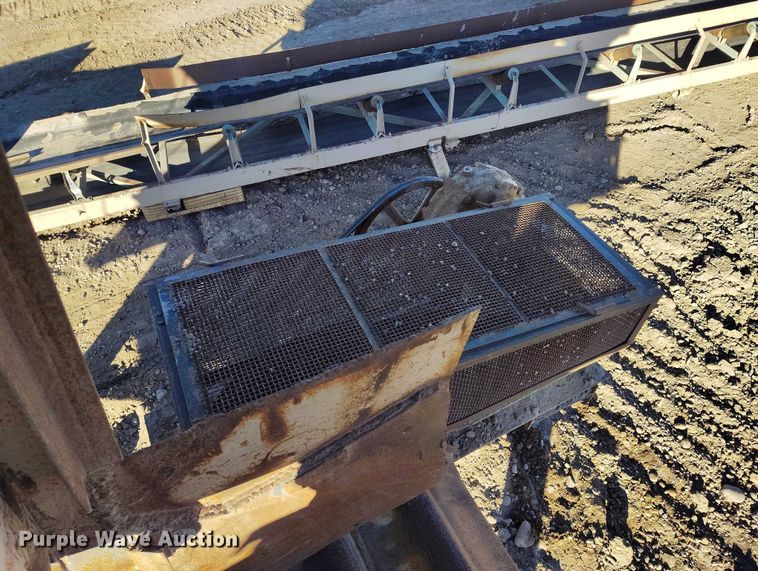 image for item DT0937 Texas apron feeder