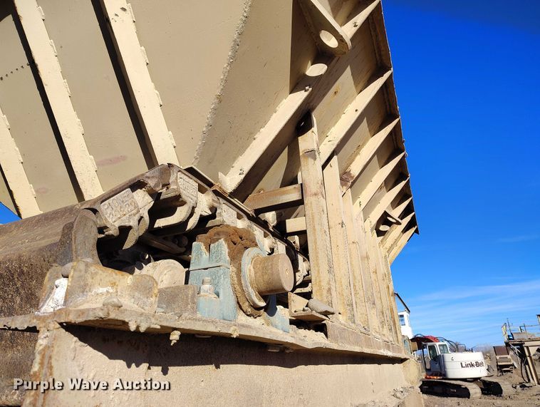 image for item DT0937 Texas apron feeder