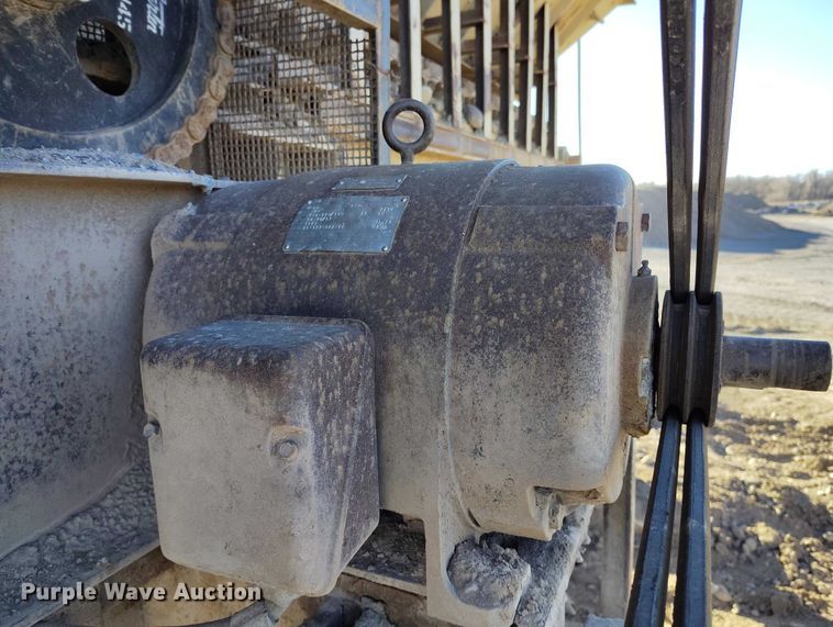 image for item DT0937 Texas apron feeder