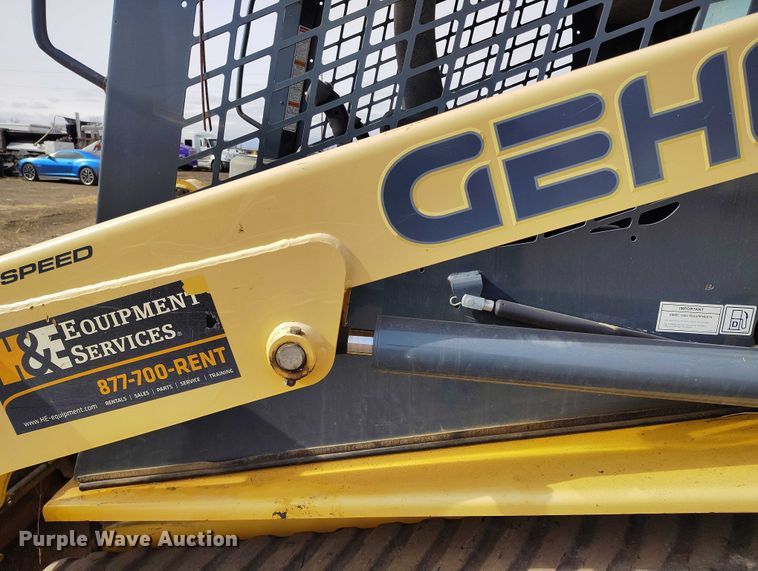 image for item DT0939 2014 Gehl RT210 tracked skid steer loader