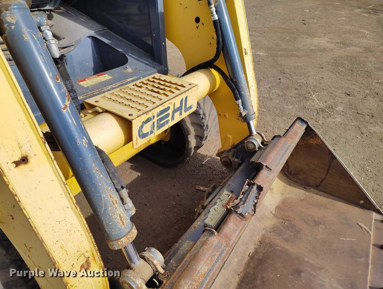 image for item DT0939 2014 Gehl RT210 tracked skid steer loader