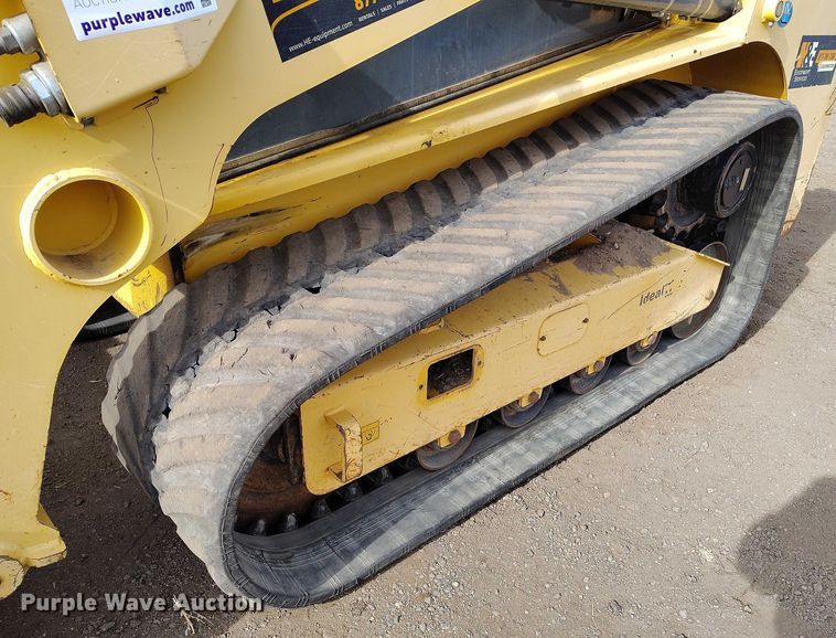 image for item DT0939 2014 Gehl RT210 tracked skid steer loader