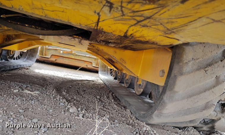 image for item DT0939 2014 Gehl RT210 tracked skid steer loader