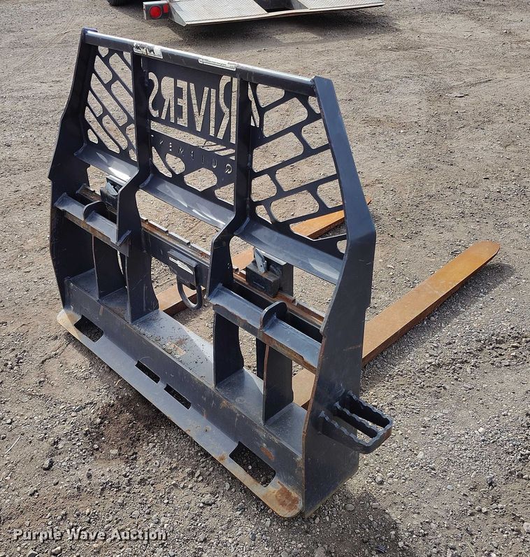 image for item DT0939 2014 Gehl RT210 tracked skid steer loader