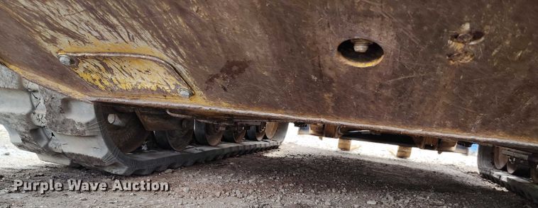 image for item DT0940 2016 John Deere 323E tracked skid steer loader