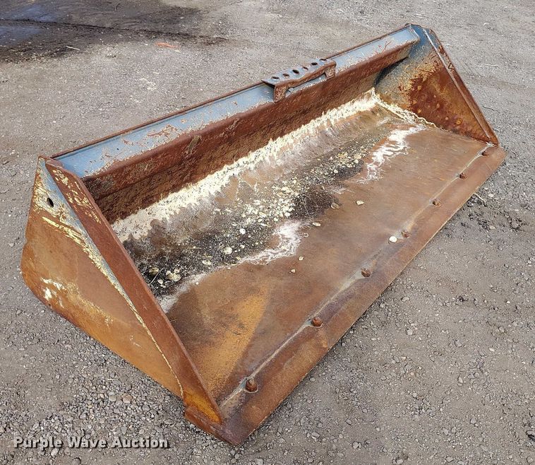 image for item DT0940 2016 John Deere 323E tracked skid steer loader