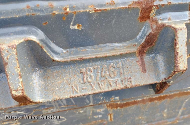 image for item DT0940 2016 John Deere 323E tracked skid steer loader