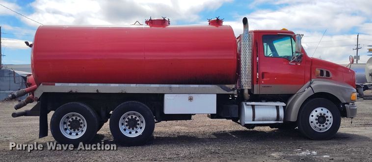 image for item DT0961 2001 Sterling A-Line vacuum truck