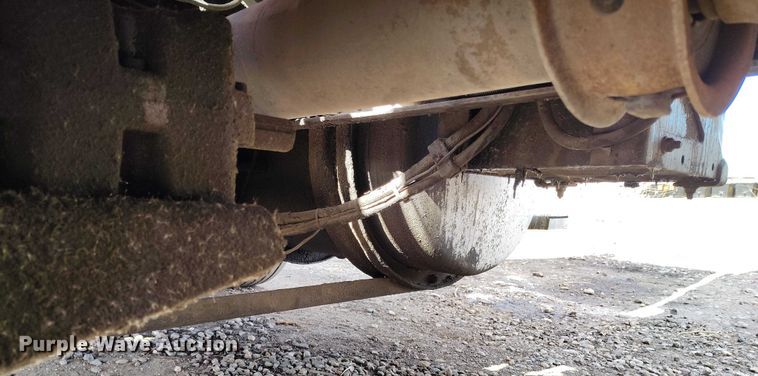 image for item DT0961 2001 Sterling A-Line vacuum truck