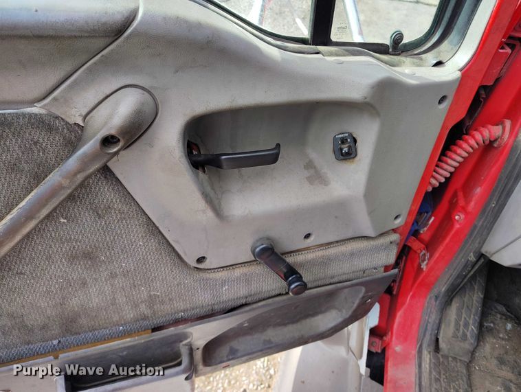 image for item DT0961 2001 Sterling A-Line vacuum truck