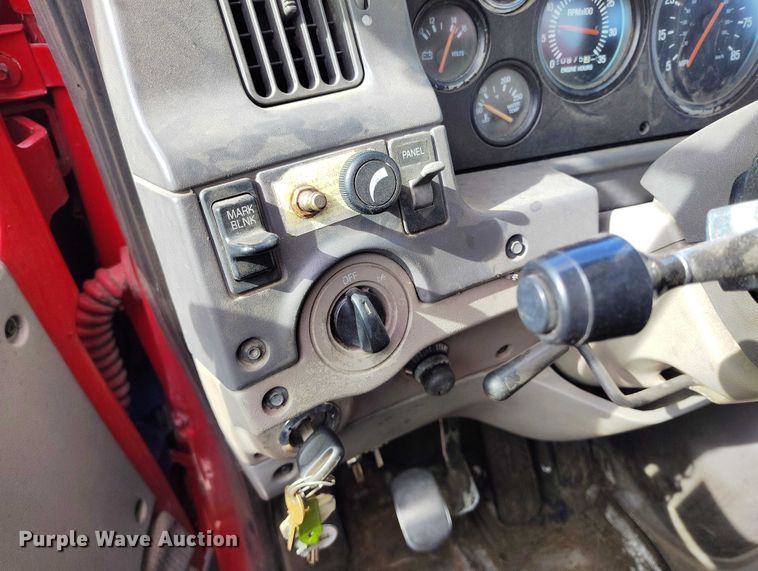 image for item DT0961 2001 Sterling A-Line vacuum truck