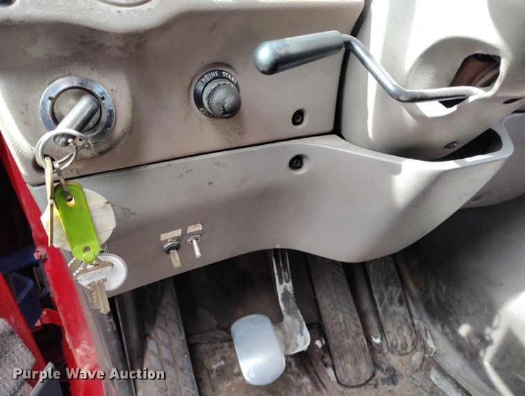 image for item DT0961 2001 Sterling A-Line vacuum truck