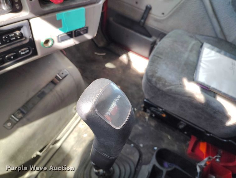 image for item DT0961 2001 Sterling A-Line vacuum truck