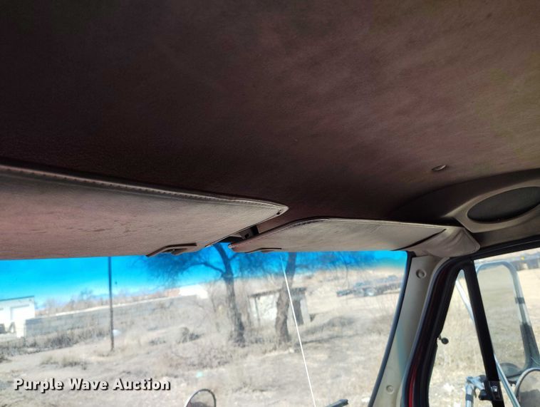 image for item DT0961 2001 Sterling A-Line vacuum truck