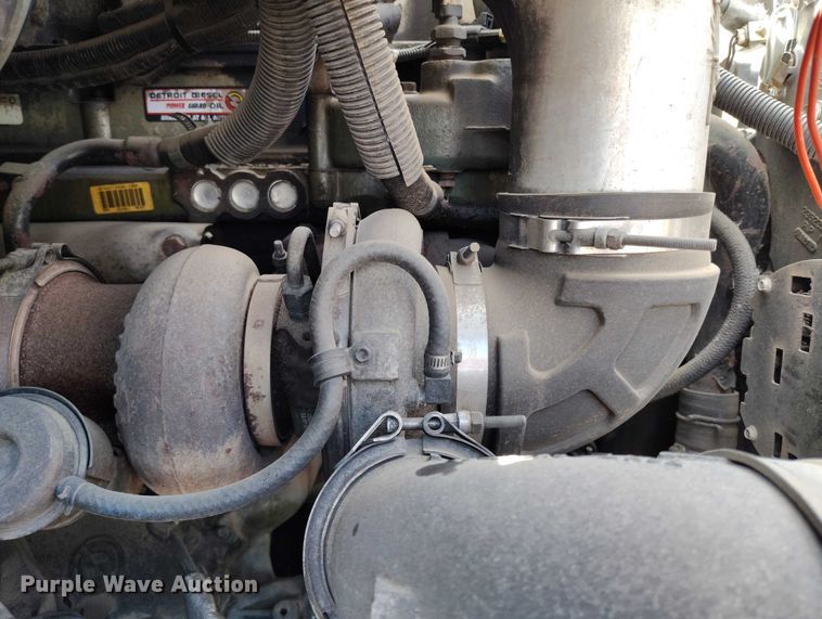 image for item DT0961 2001 Sterling A-Line vacuum truck