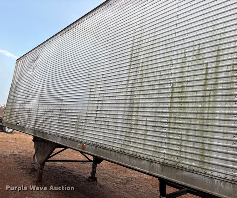 image for item DT4992 1973 Trailmobile A11A1SAH dry van trailer