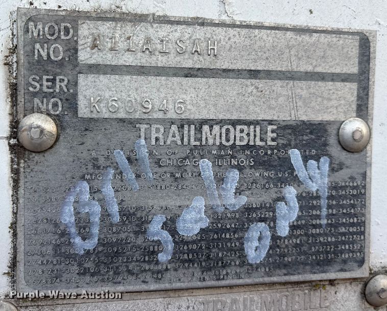 image for item DT4992 1973 Trailmobile A11A1SAH dry van trailer