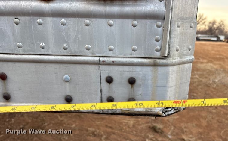 image for item DT4993 1980 Nabors dry van trailer