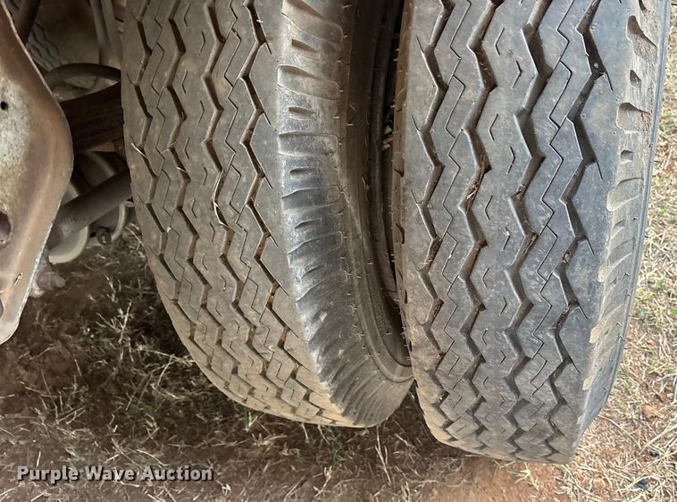 image for item DT4993 1980 Nabors dry van trailer