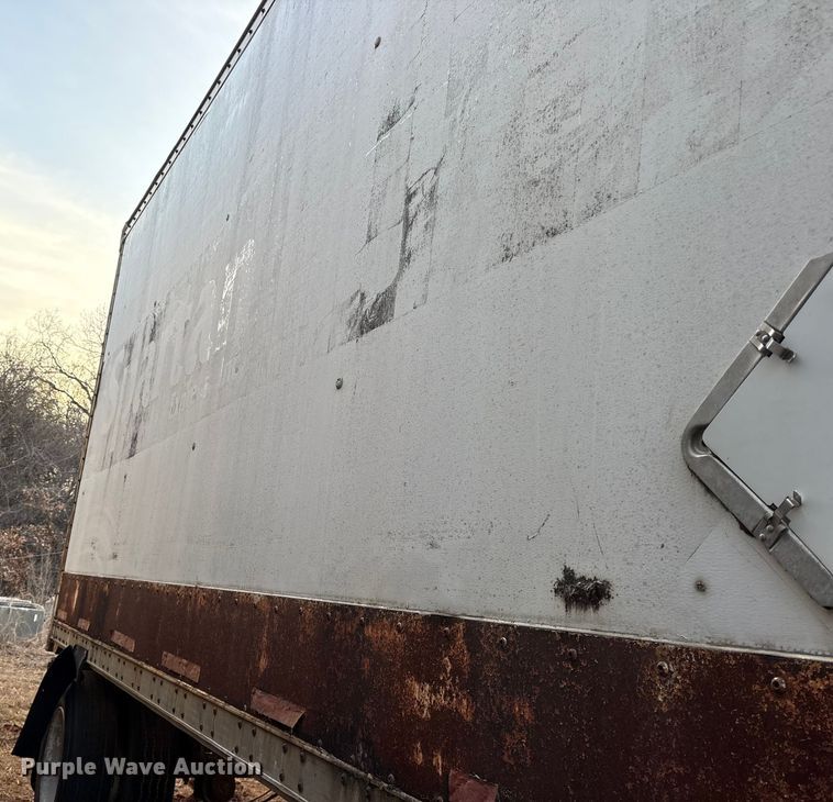 image for item DT4994 1982 Wabash dry van trailer