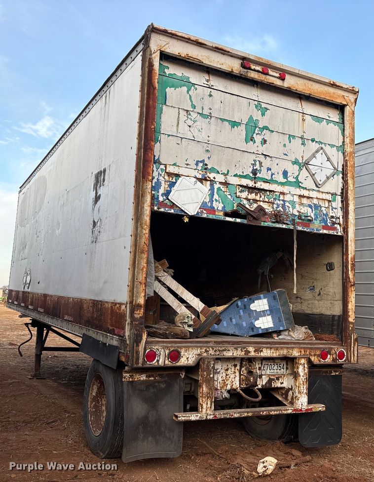 image for item DT4994 1982 Wabash dry van trailer