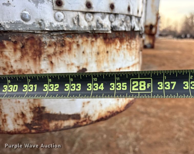 image for item DT4994 1982 Wabash dry van trailer