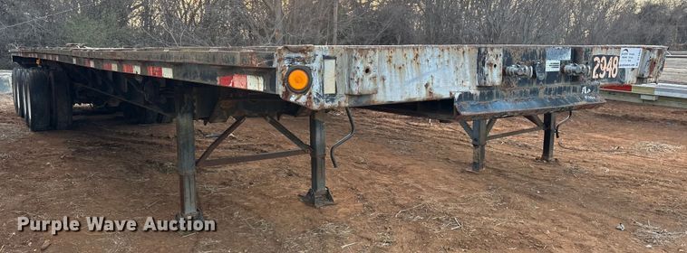 image for item DT4995 1998 Fontaine TP-4-4881SL flatbed trailer