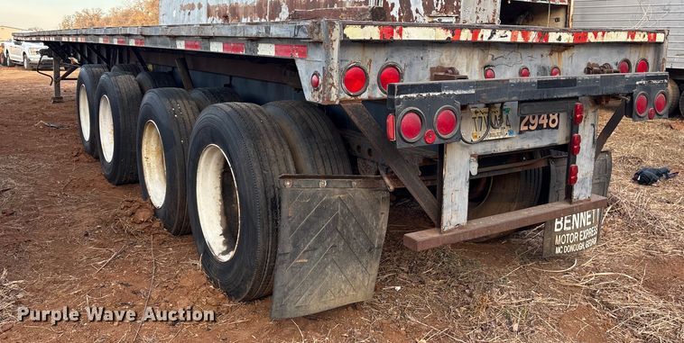 image for item DT4995 1998 Fontaine TP-4-4881SL flatbed trailer